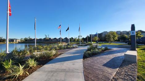 俯瞰仙纳度观景公园退伍军人角的池塘