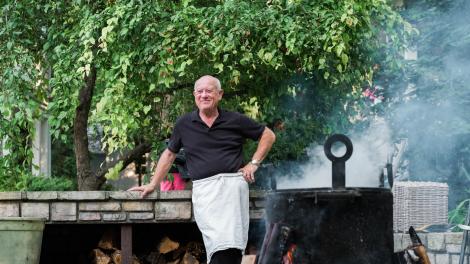 多尔县的当地人 多尔县的当地人