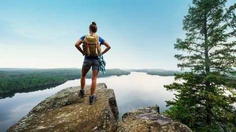 徒步登顶大马雷附近的蜜月断崖 徒步登顶大马雷附近的蜜月断崖