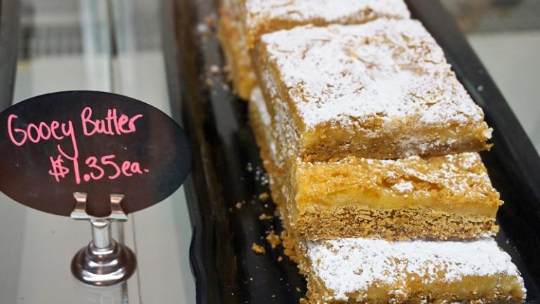 Le Missouri est célèbre pour cet irrésistible gâteau au beurre, le « gooey butter cake ». Vous le trouverez dans les épiceries et les restaurants aux quatre coins de l'État.