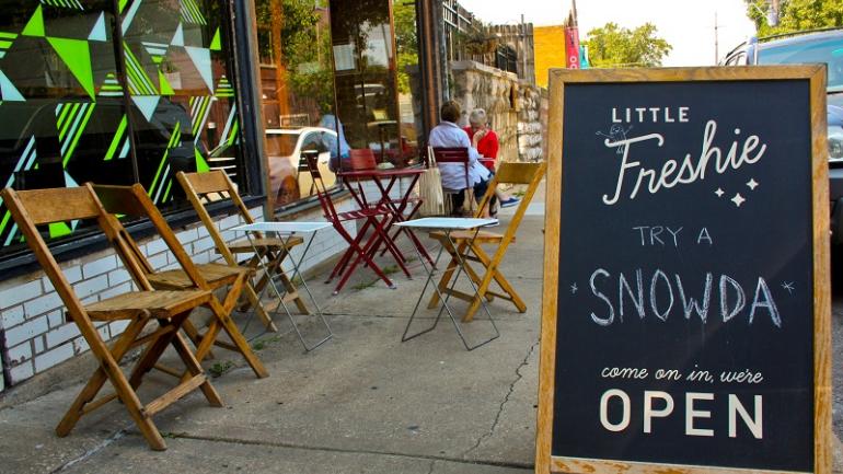 Pour accompagner votre balade en plein Kansas City, rafraîchissez-vous avec ces boissons gazeuses artisanales et créatives qui combinent plusieurs saveurs.