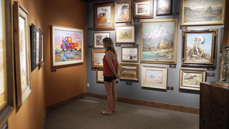 Viewing art in the Garis Gallery of the American West at the Chisholm Trail Heritage Center