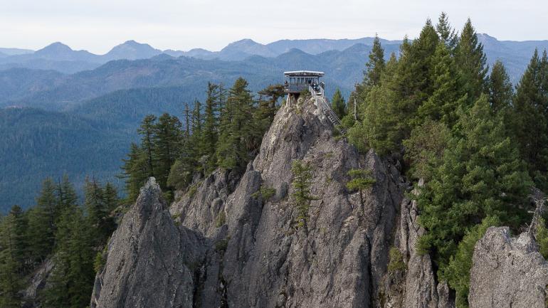 昂夸国家森林阿克岩瞭望台