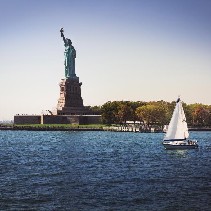 著名的自由女神像