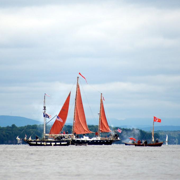 军舰重演纽约州的普拉茨堡战役