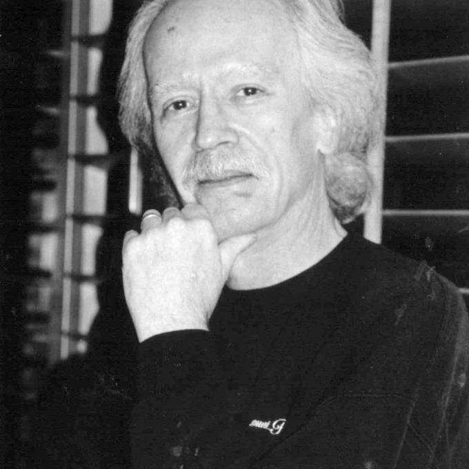 惊悚电影导演兼作曲家 John Carpenter 成长于肯塔基州鲍林格林