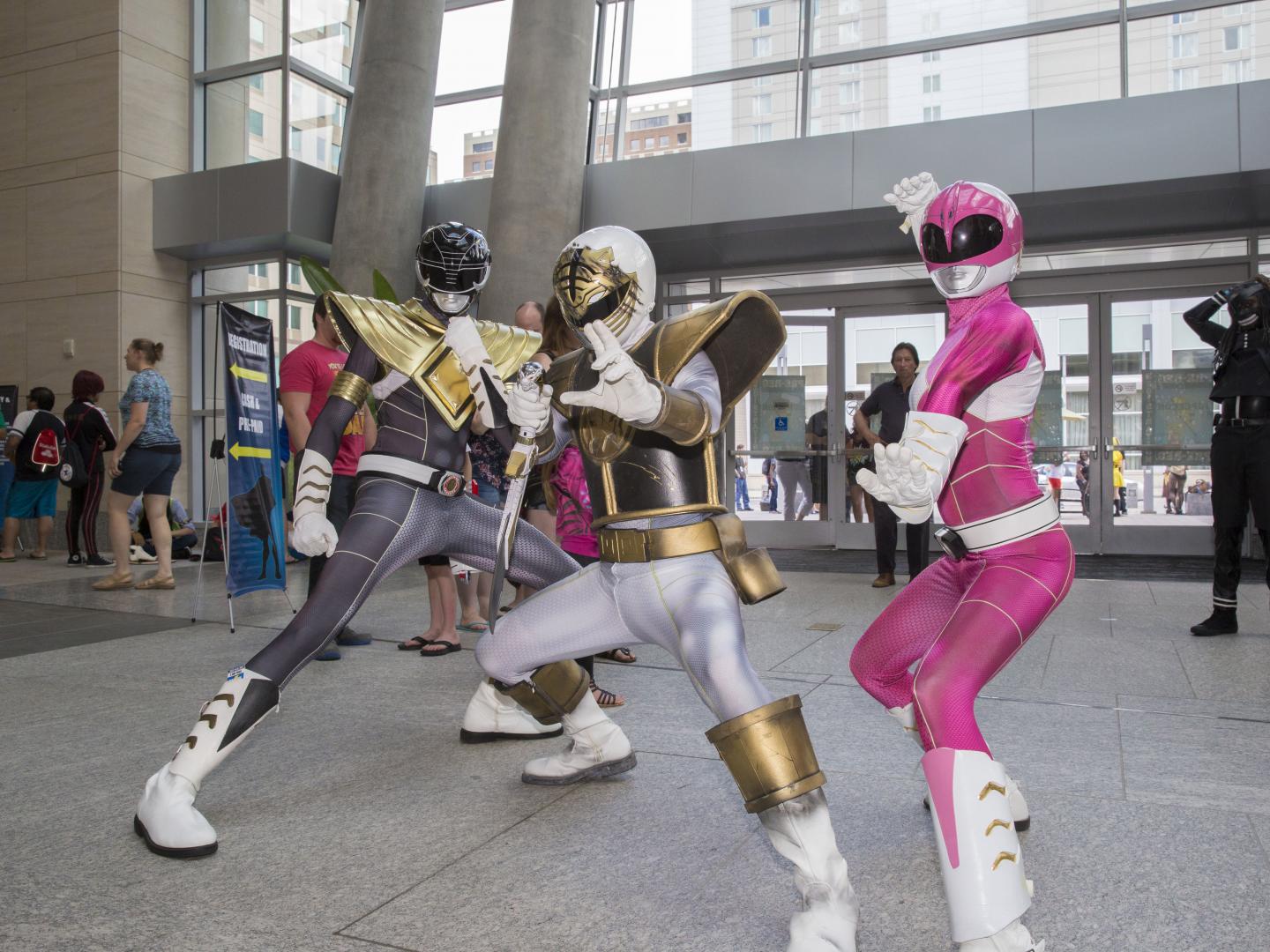 롤리 갤럭시콘에서 코스튬을 갖춰 입은 참가자