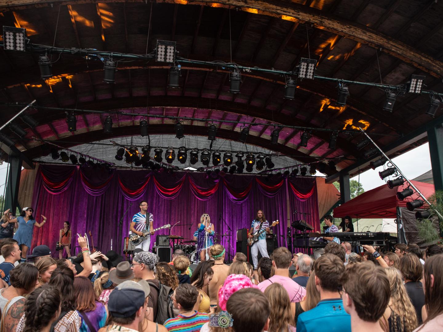 Le Finger Lakes GrassRoots Festival of Music & Dance à Ithaca, État de New York