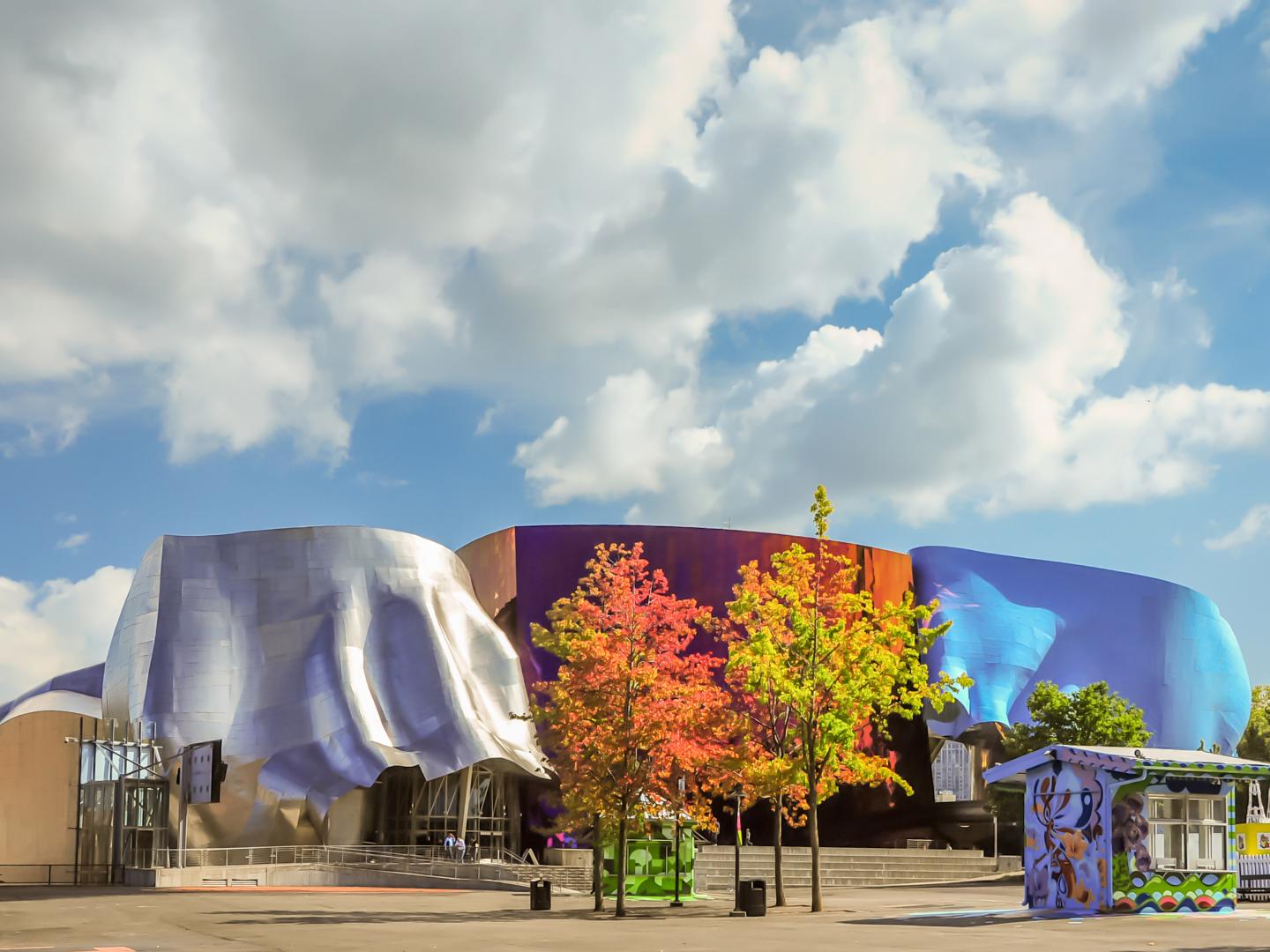 华盛顿州西雅图流行文化博物馆五颜六色的独特设计