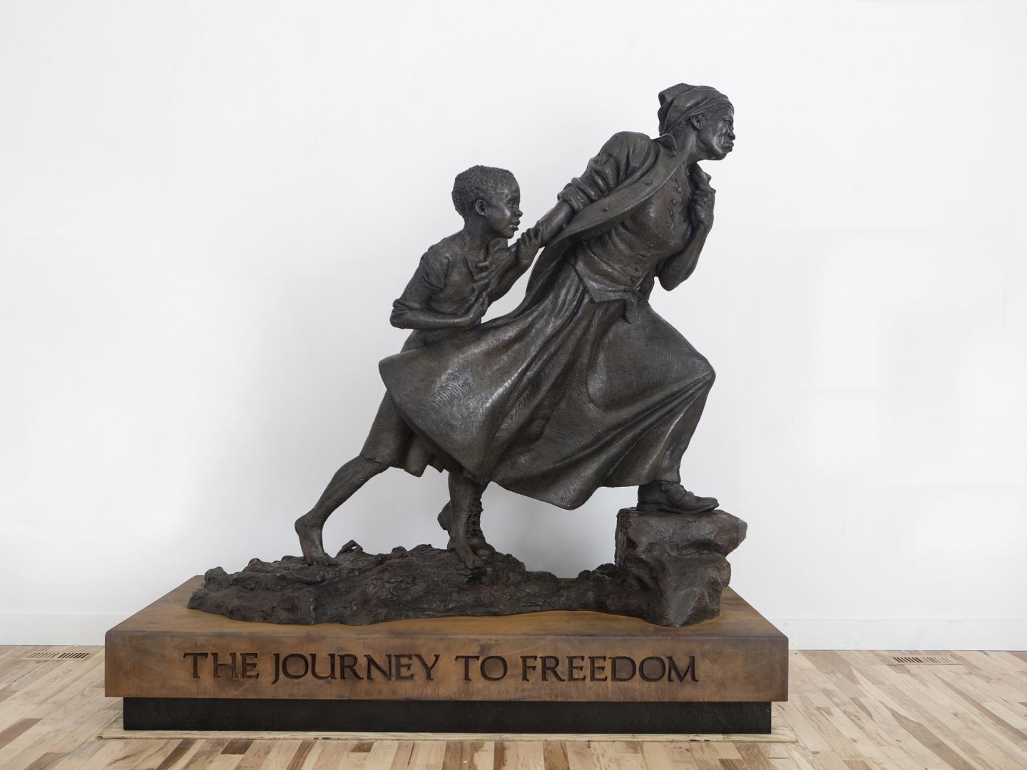 新泽西州五月岬哈丽特·塔布曼博物馆里韦斯利·沃佛德创作的“哈丽特·塔布曼 – 自由之路”雕塑