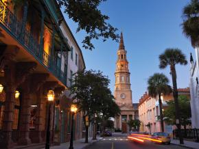 日落时法语区的圣腓力堂钟楼 日落时法语区的圣腓力堂钟楼