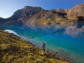 Hiking along the Blue Lakes Trail Hiking along the Blue Lakes Trail