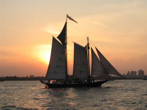 傍晚巡游哈德逊河 傍晚巡游哈德逊河