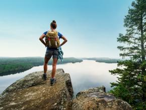 徒步登顶大马雷附近的蜜月断崖 徒步登顶大马雷附近的蜜月断崖
