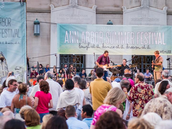 앤아버 스트리트 아트 페어의 수채화 갤러리