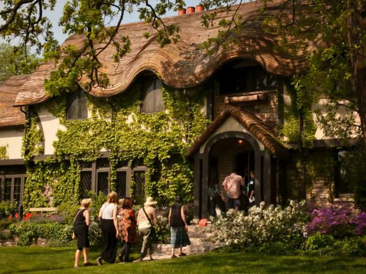 Recorriendo espacios diseñados por el arquitecto Frank Lloyd Wright y sus contemporáneos