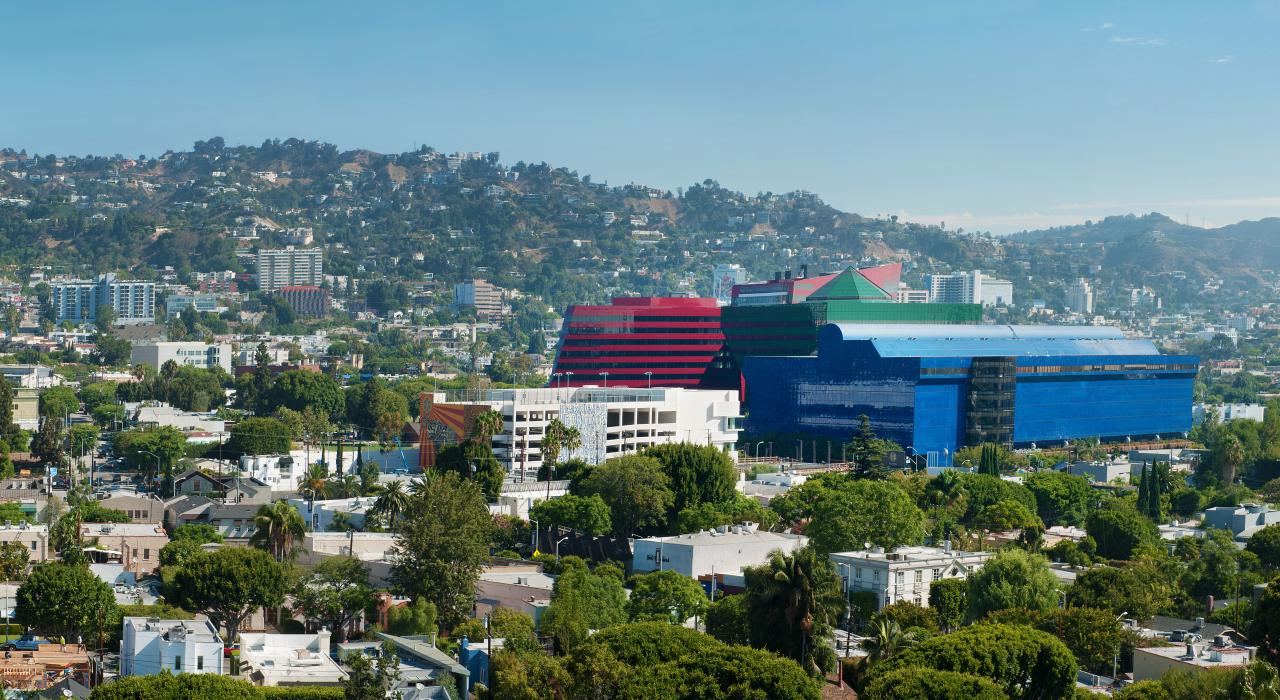 太平洋设计中心的绚丽建筑