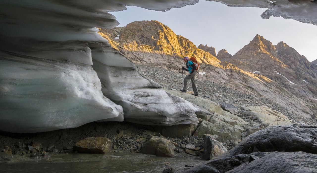 Exploring Titcomb Basin in the Wind River Mountain Range