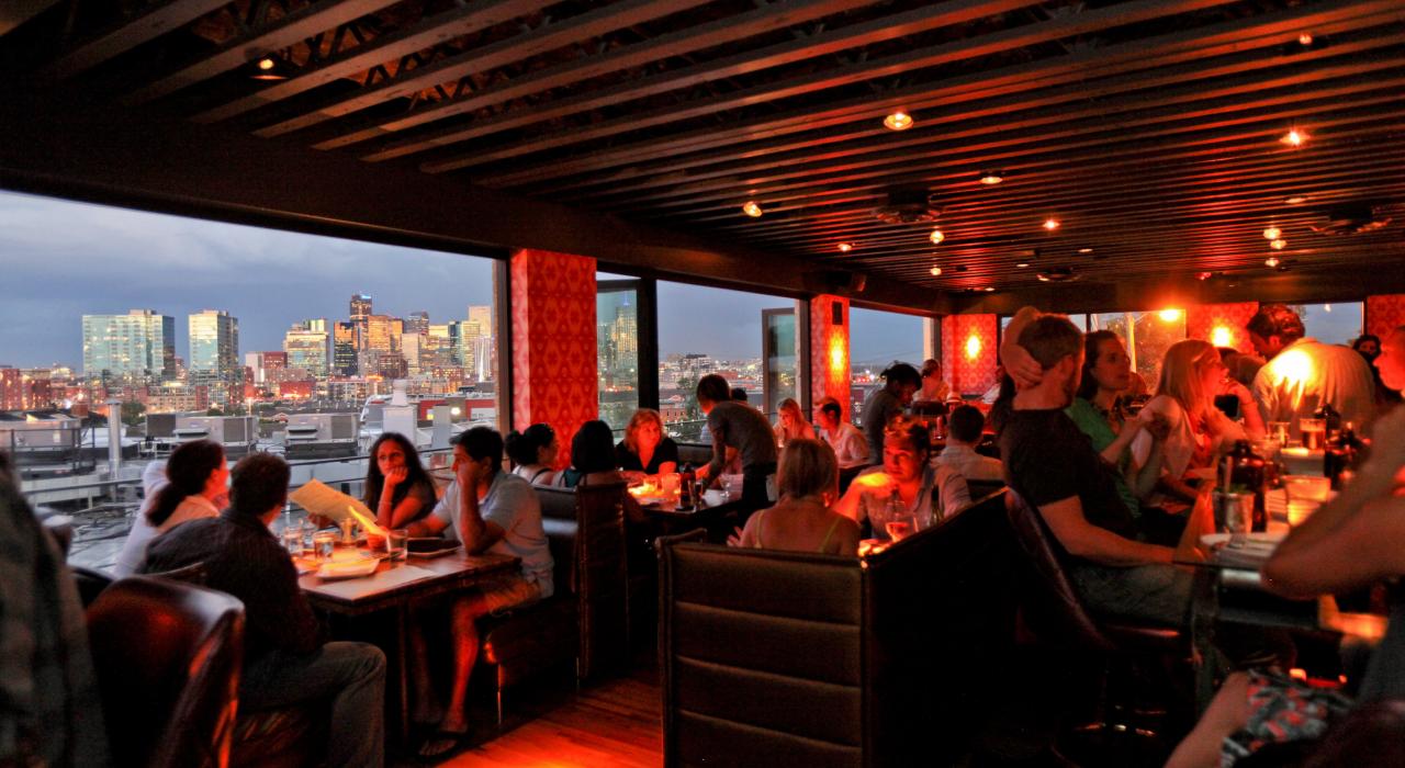 科罗拉多州丹佛 Linger 餐厅内景