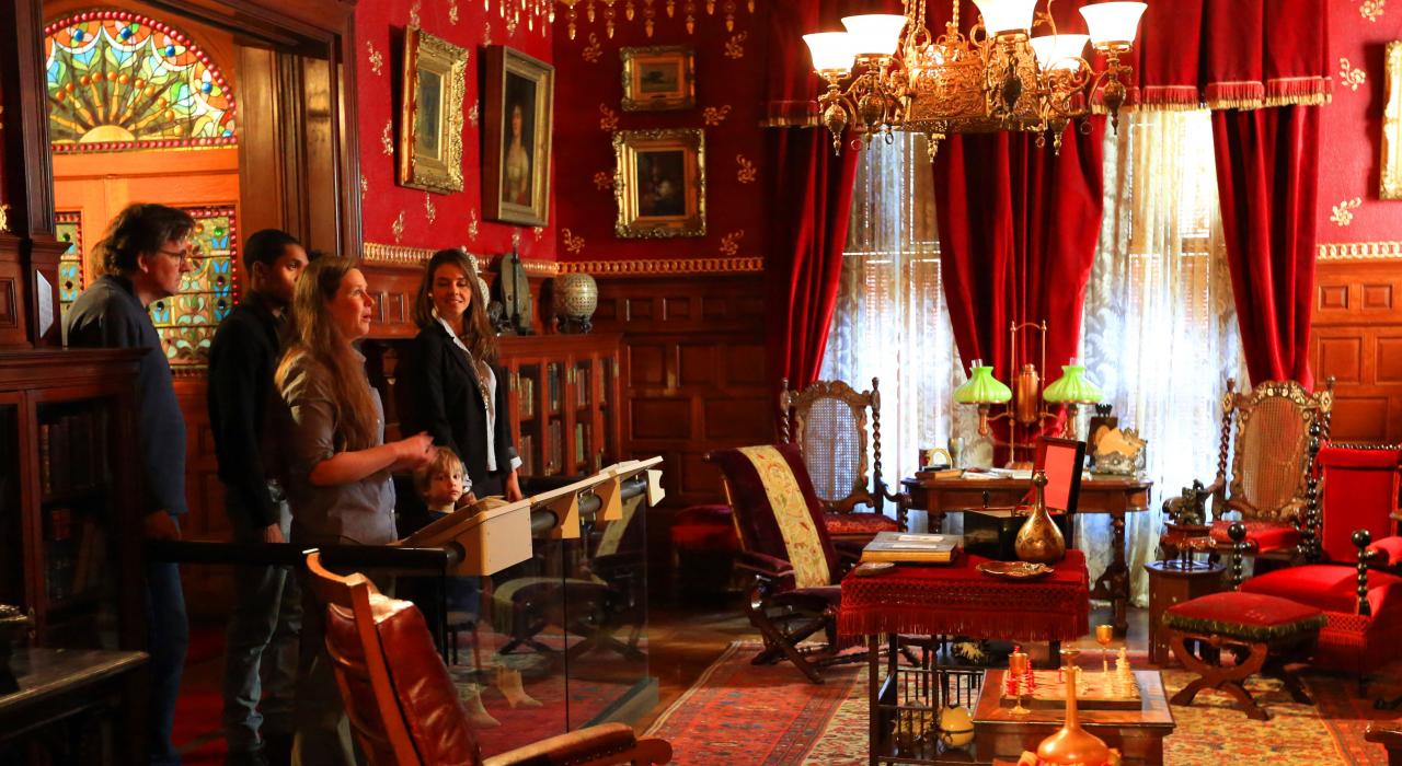 在纽瓦克博物馆参观巴兰坦故居