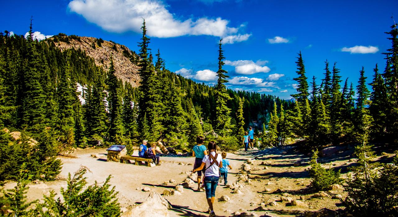 Hiking in Lassen Volcanic National Park