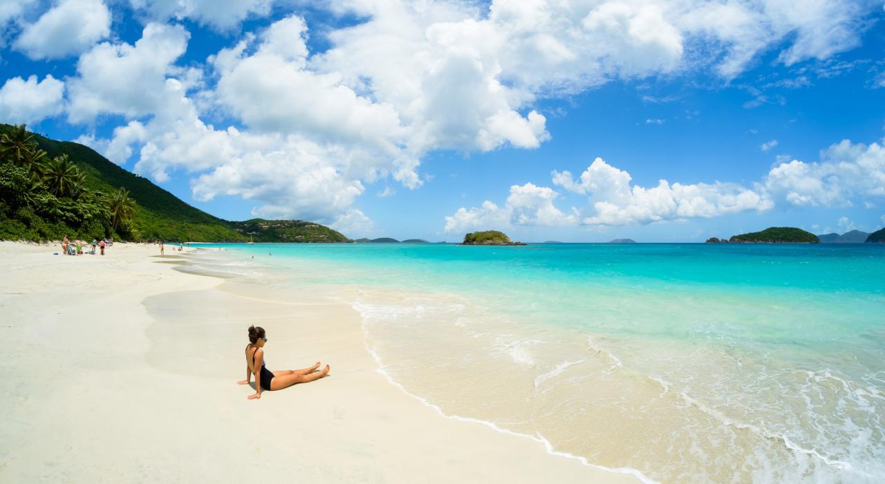 宁静的肉桂湾度假生活