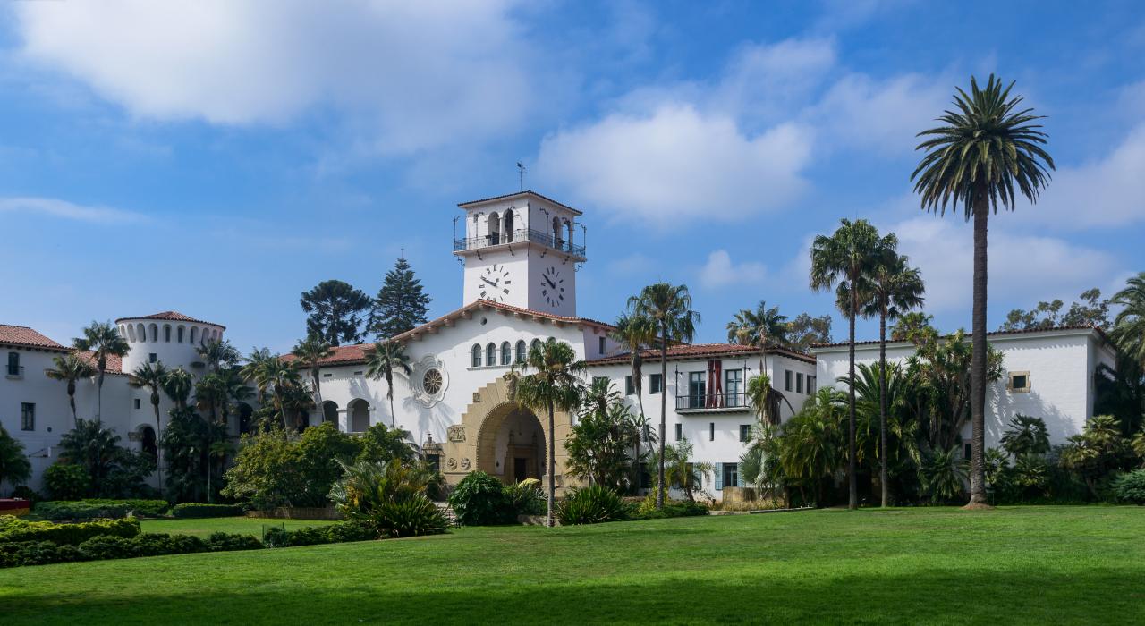 Spanish-Moorish architecture and tropical garden at the 1929 courthouse