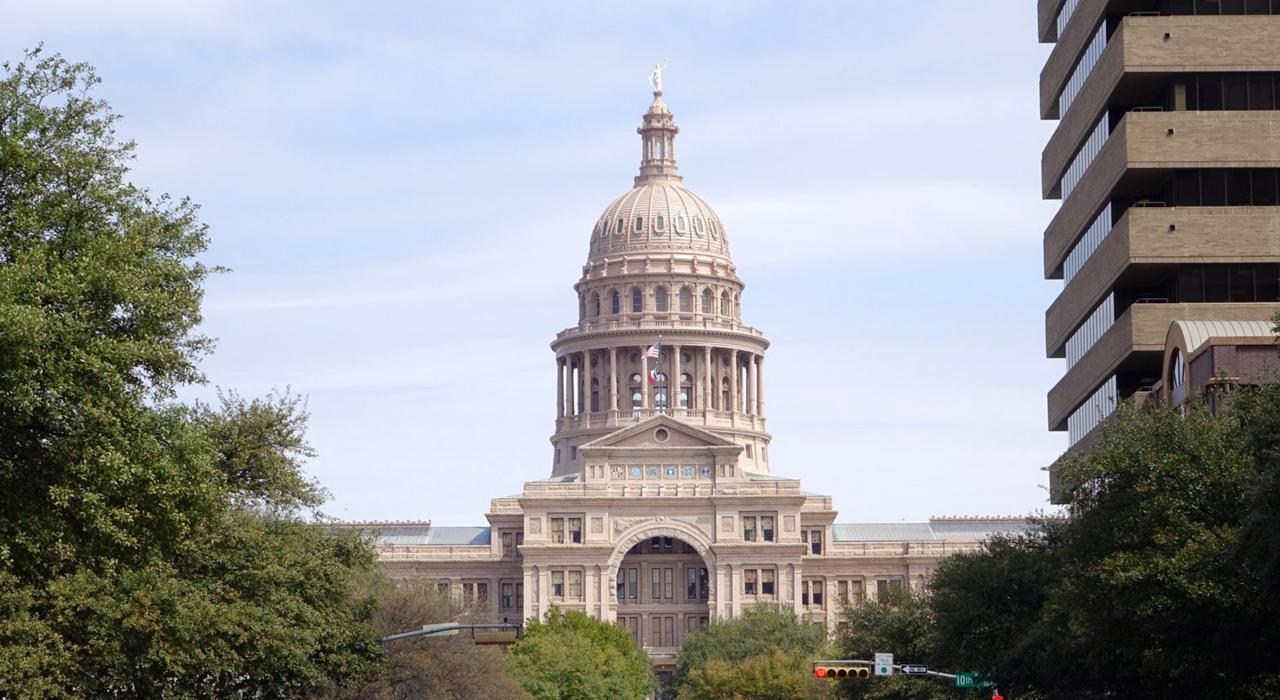 1888 年竣工的德克萨斯州议会大厦