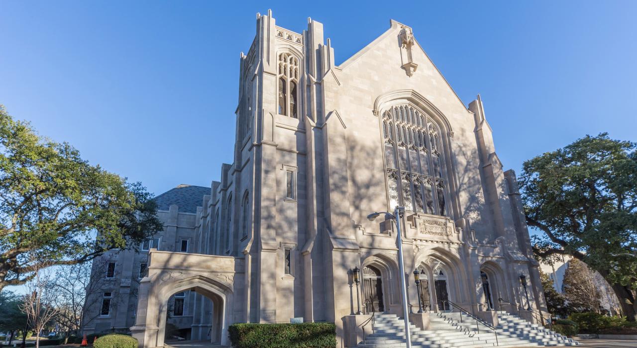 建于 1926 年的第一浸信会基督徒生活中心