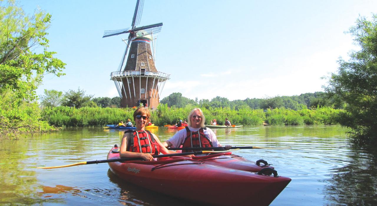 乘独木舟游风车岛