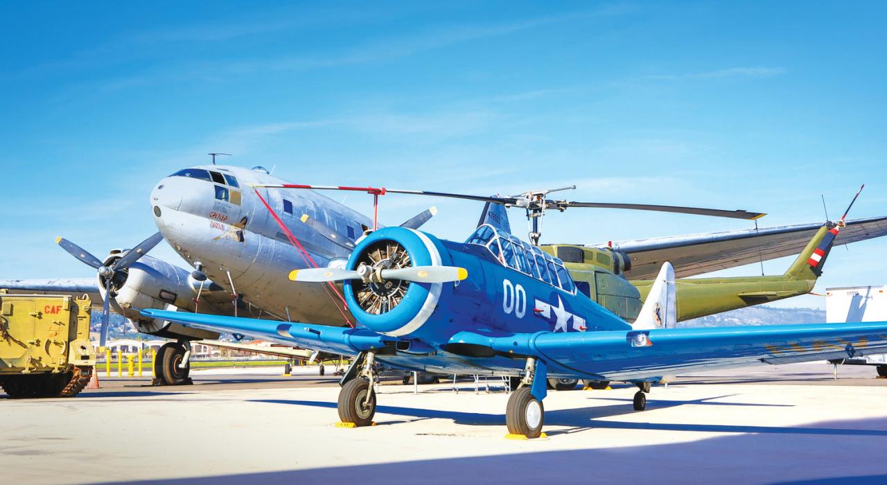 二战航空博物馆展出的老式飞机