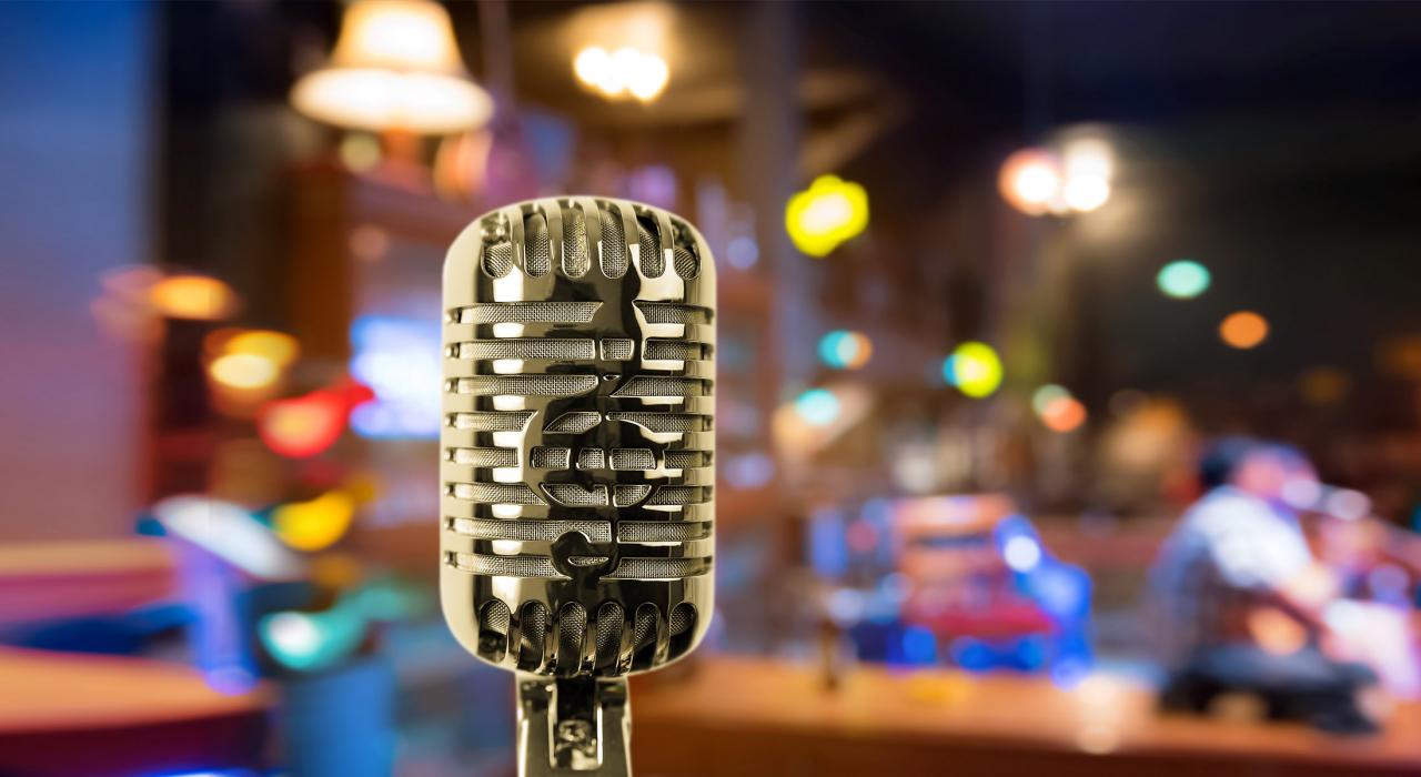 这片舞台专为美味的食物和美妙的音乐而设