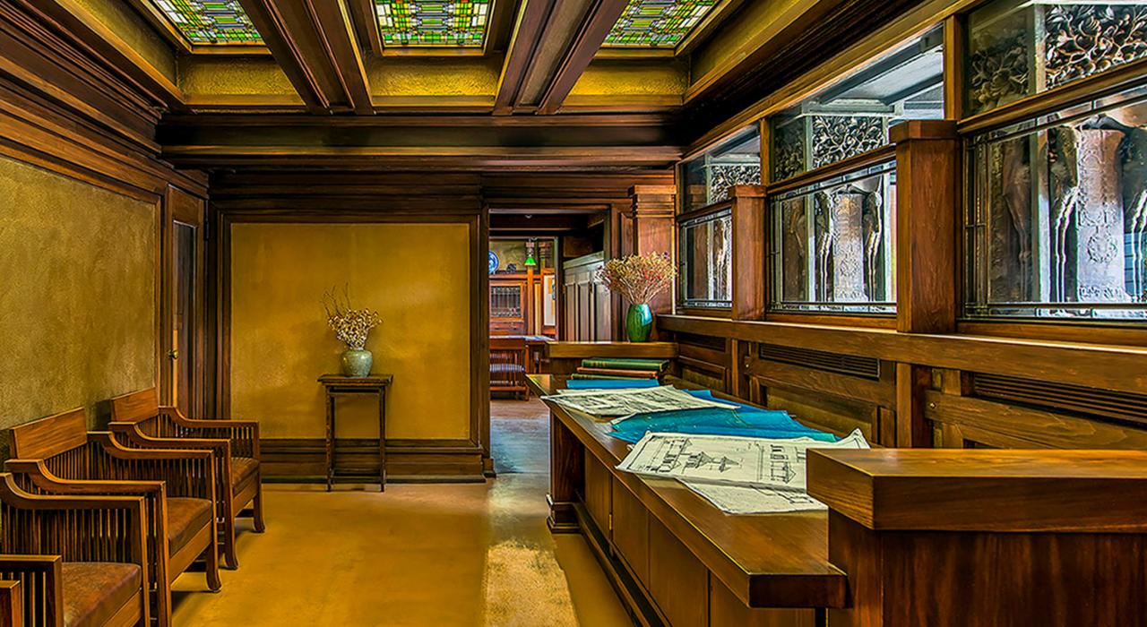 La sala de espera en Frank Lloyd Wright Home and Studio