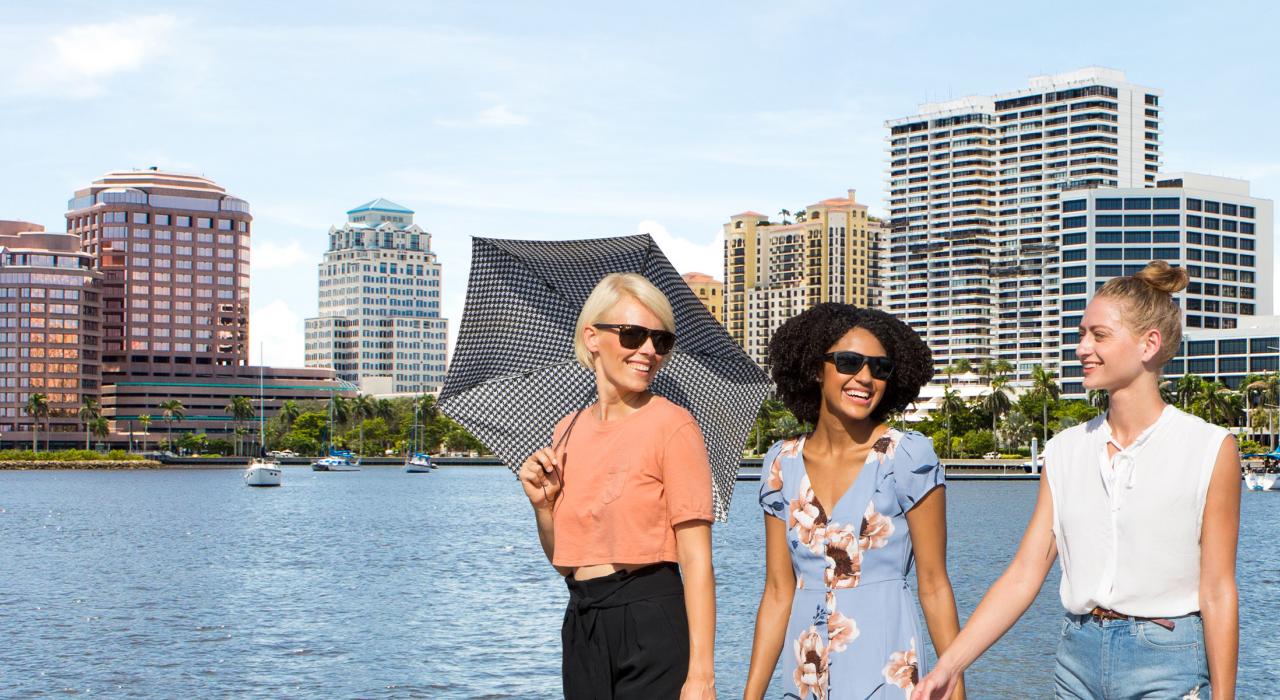 在近岸内航道漫步，欣赏西棕榈滩的宜人景色