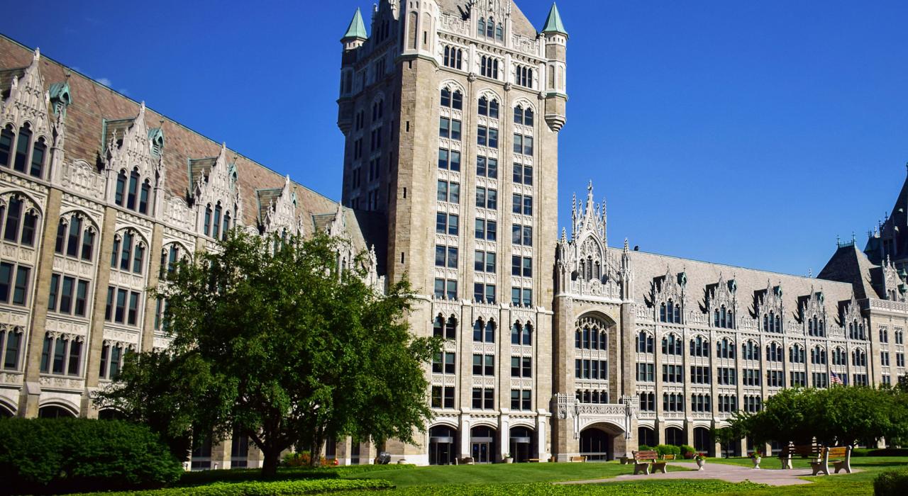 历史悠久的特拉华州以及哈德逊市中心建筑——这座城市的标志性建筑