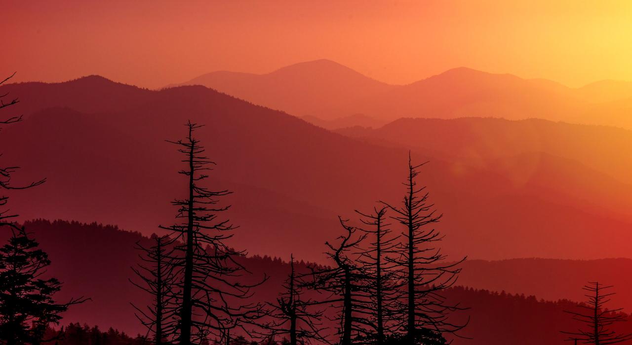 大烟山国家公园内的瑰丽日落风景