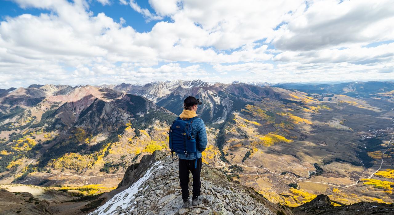 从哥特山山顶俯瞰壮丽美景